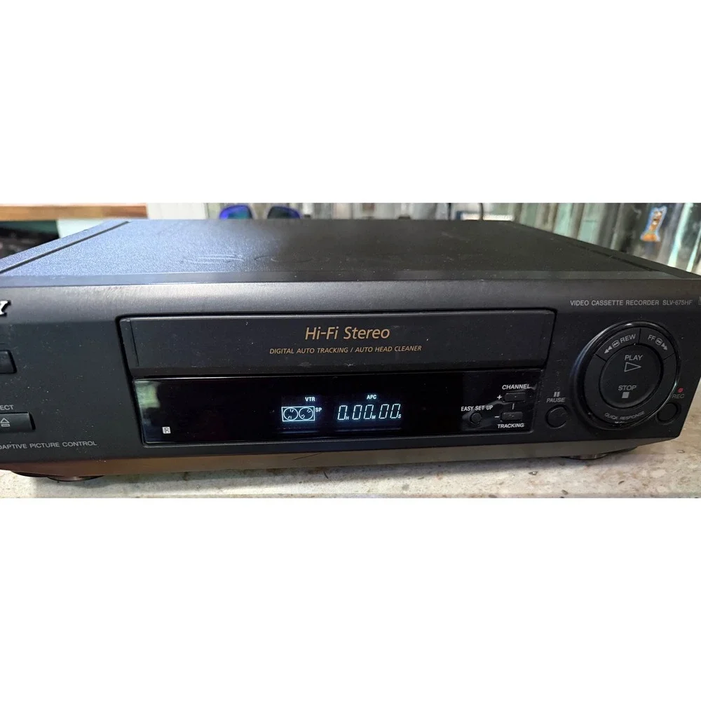 Sony SLV-675HF VHS VCR Hi-Fi Stereo 4-Head Video Cassette Recorder with Remote